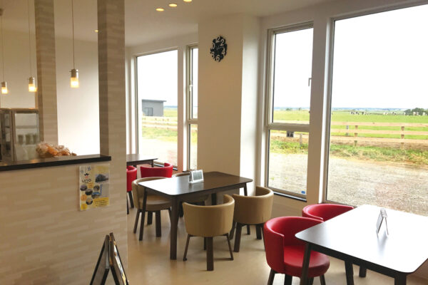 UNO CAFE サブカフェ店内 UNO CAFE サブカフェ店内