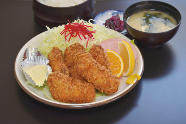 メイン_知内町川波カキフライ定食 メイン_知内町川波カキフライ定食
